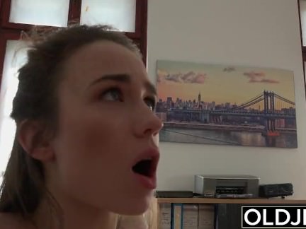 Young Girl Fucked by Old Man In Office Deepthroat Blowjob and Cumshot